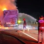 Bus Putra Remaja yang terbakar
