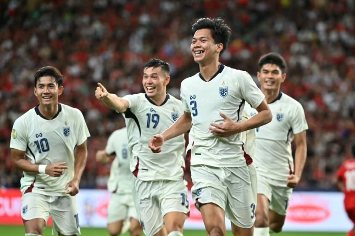 Timnas Thailand saat melawan Singapura
