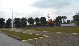 Suasana lapamngan kantor Wali Kota Jambi