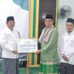 Bupati Tanjung Jabung Barat Anwar Sadat