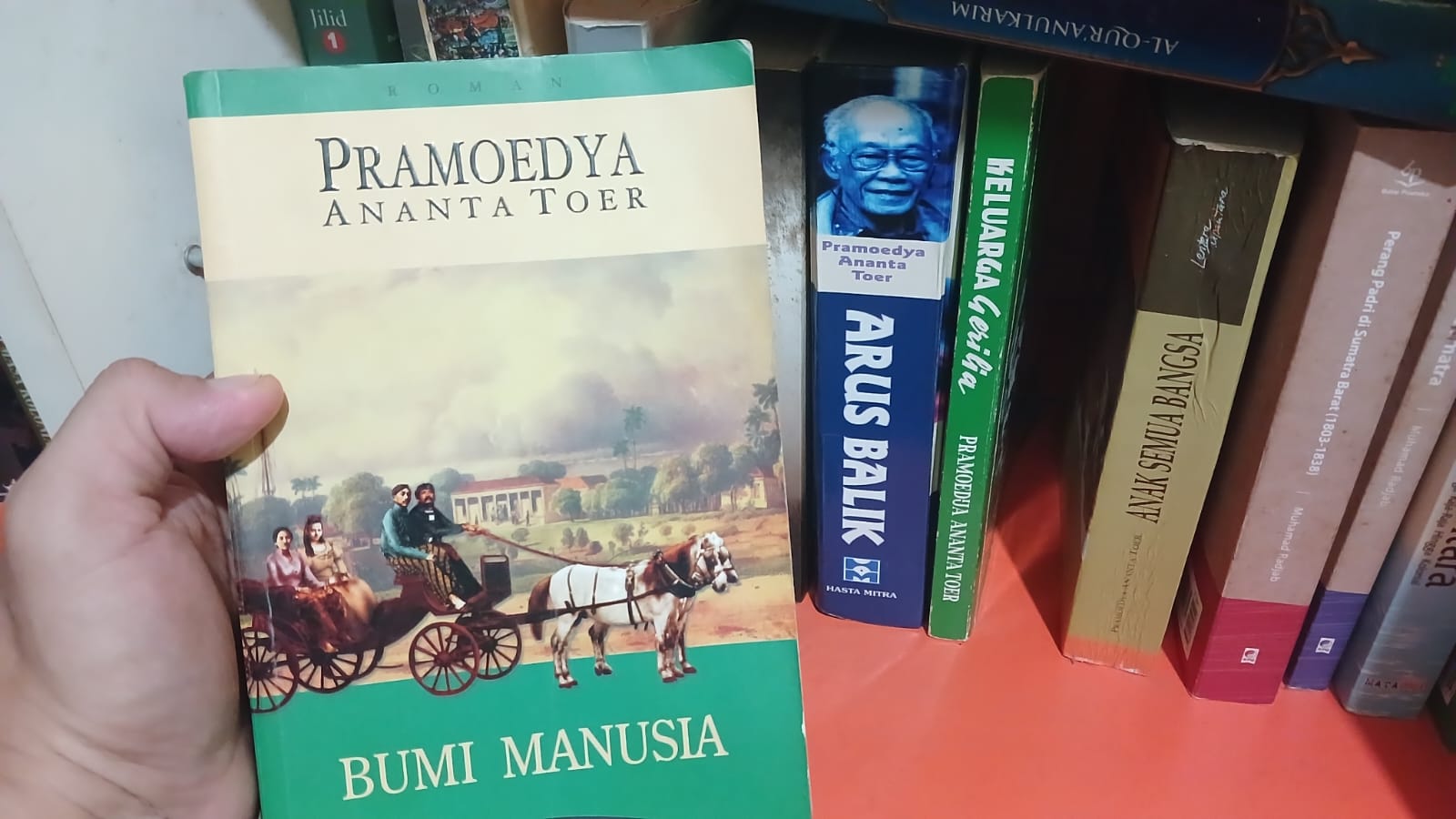 Buku Pram