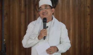 Bupati Anwar Sadat