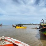 Tim SAR Cari 1 ABK Pompong yang Terbalik dihantam Ombak di Perairan Tengah Pangkal Duri