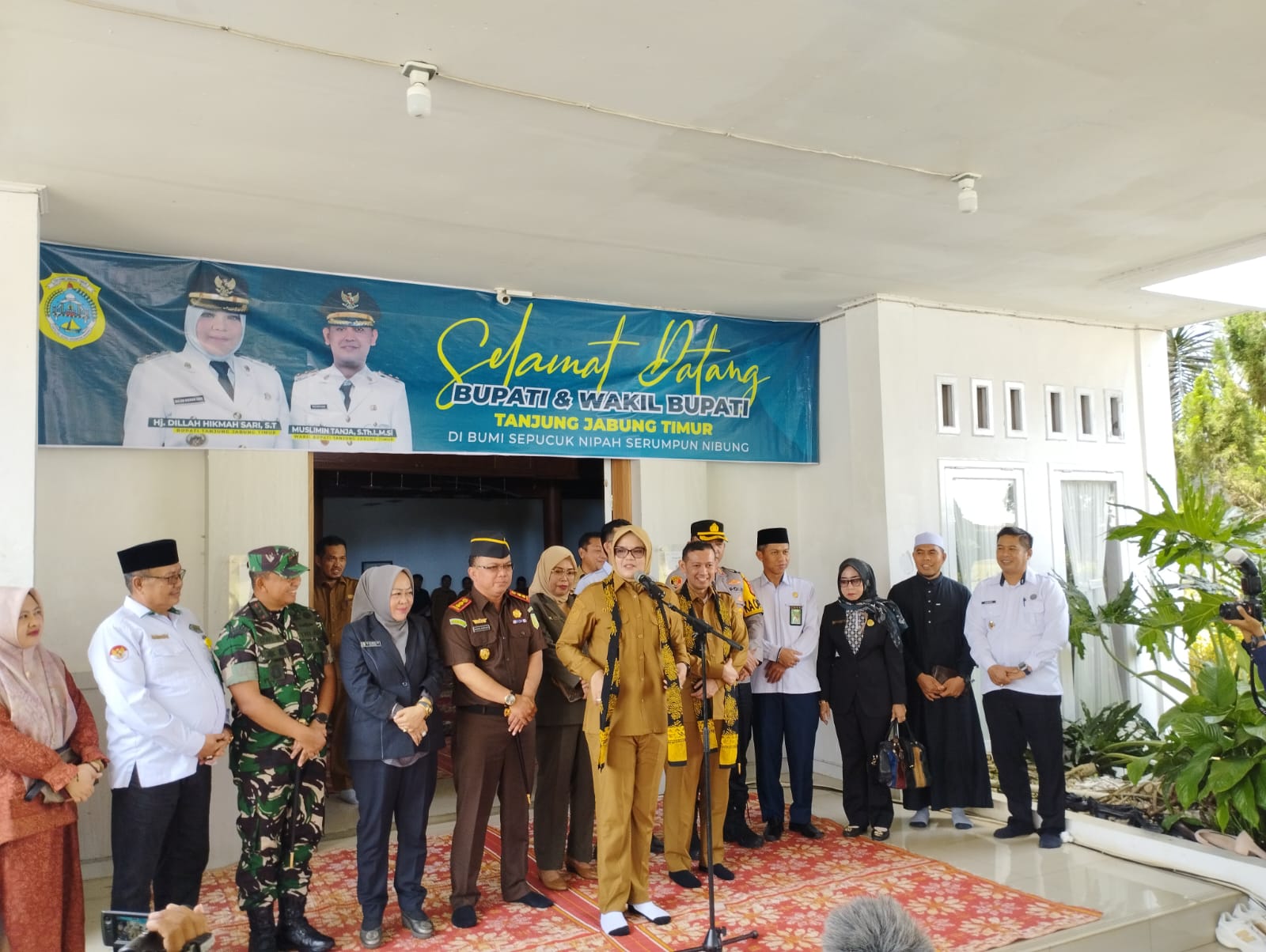 Bupati dan Wakil Bupati Tanjung Jabung Timur, Dilla Hikmah Sari dan Muslimin Tanja